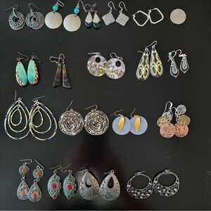 Lot of Earrings